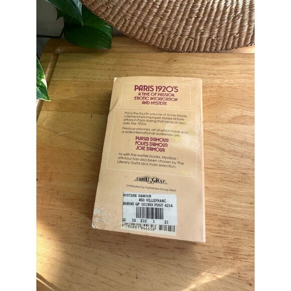 Adult Memoirs of Paris in the 1920’s book - Picture 8 of 9